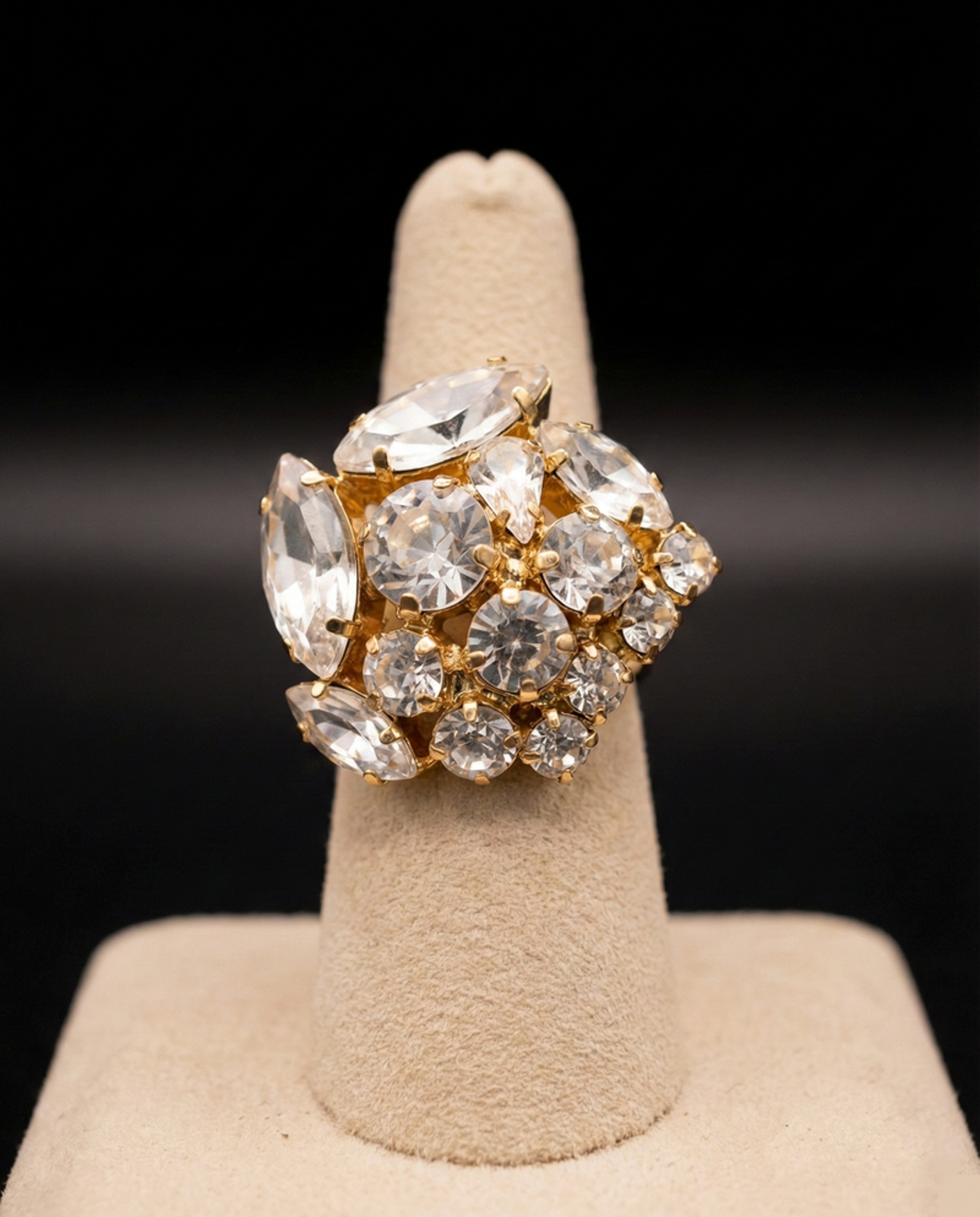 Anello Emme - Oro Giallo - CRYSTAL