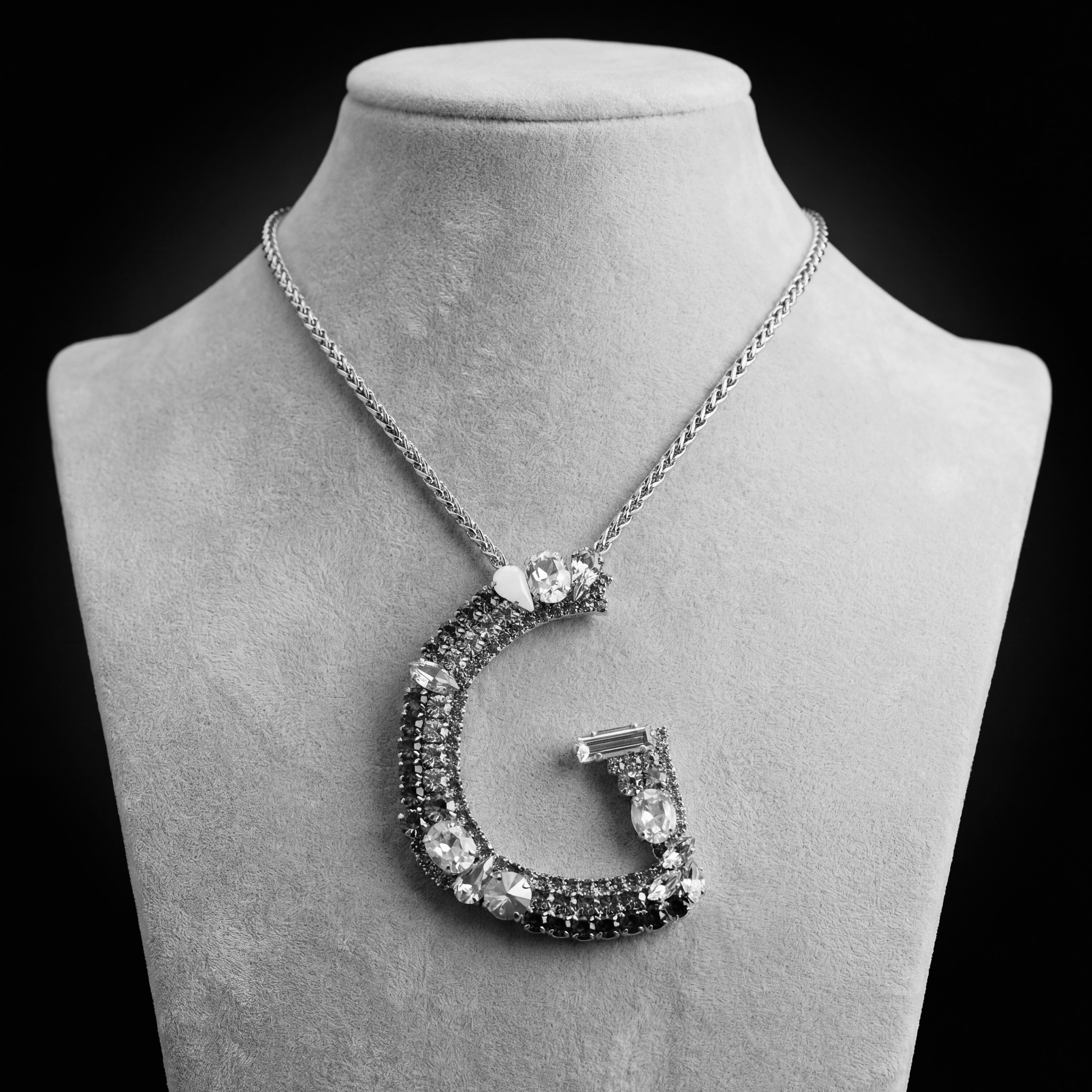 Collana lettera G