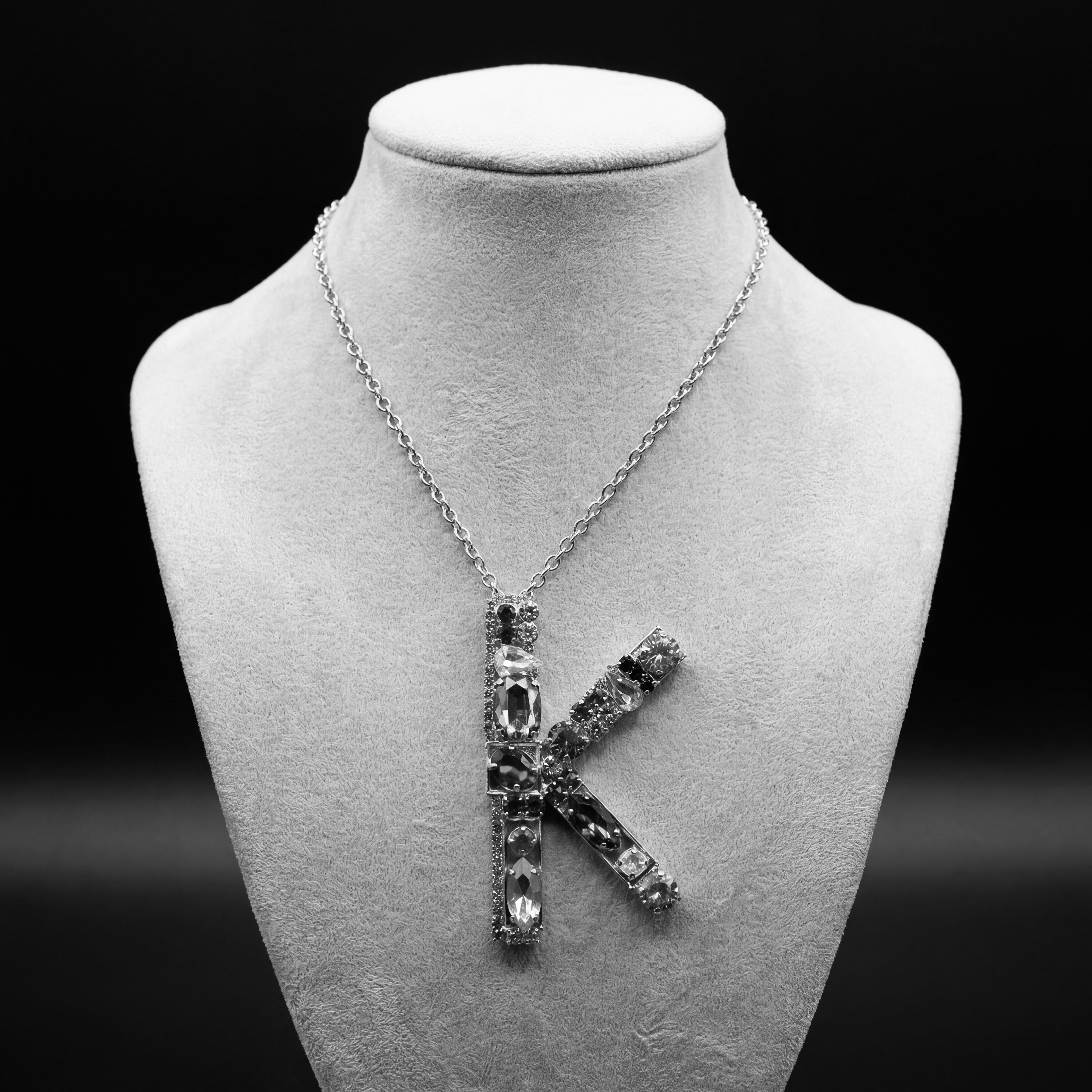 Collana lettera K
