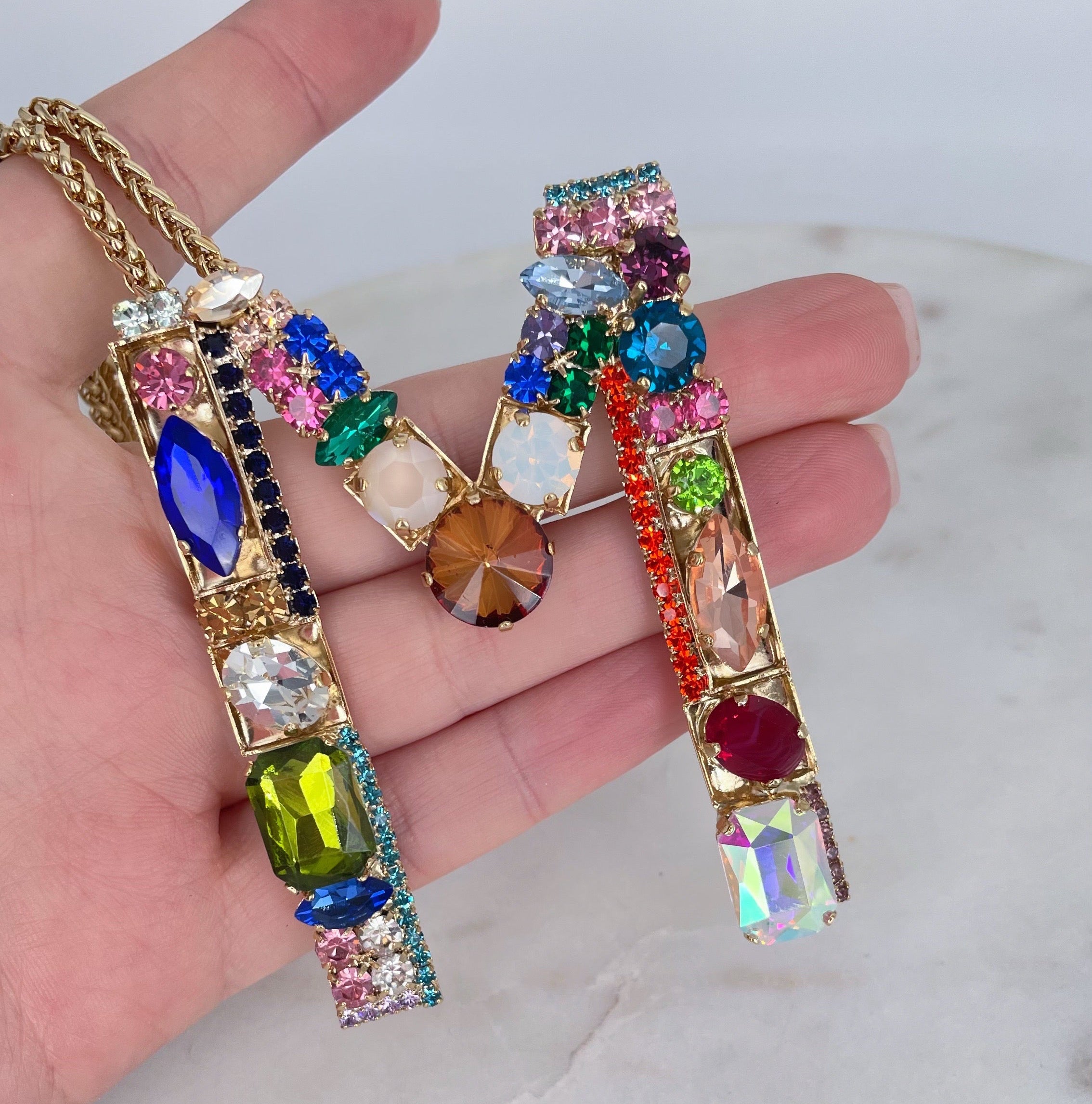 Collana lettera M