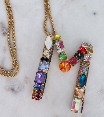 Collana lettera M