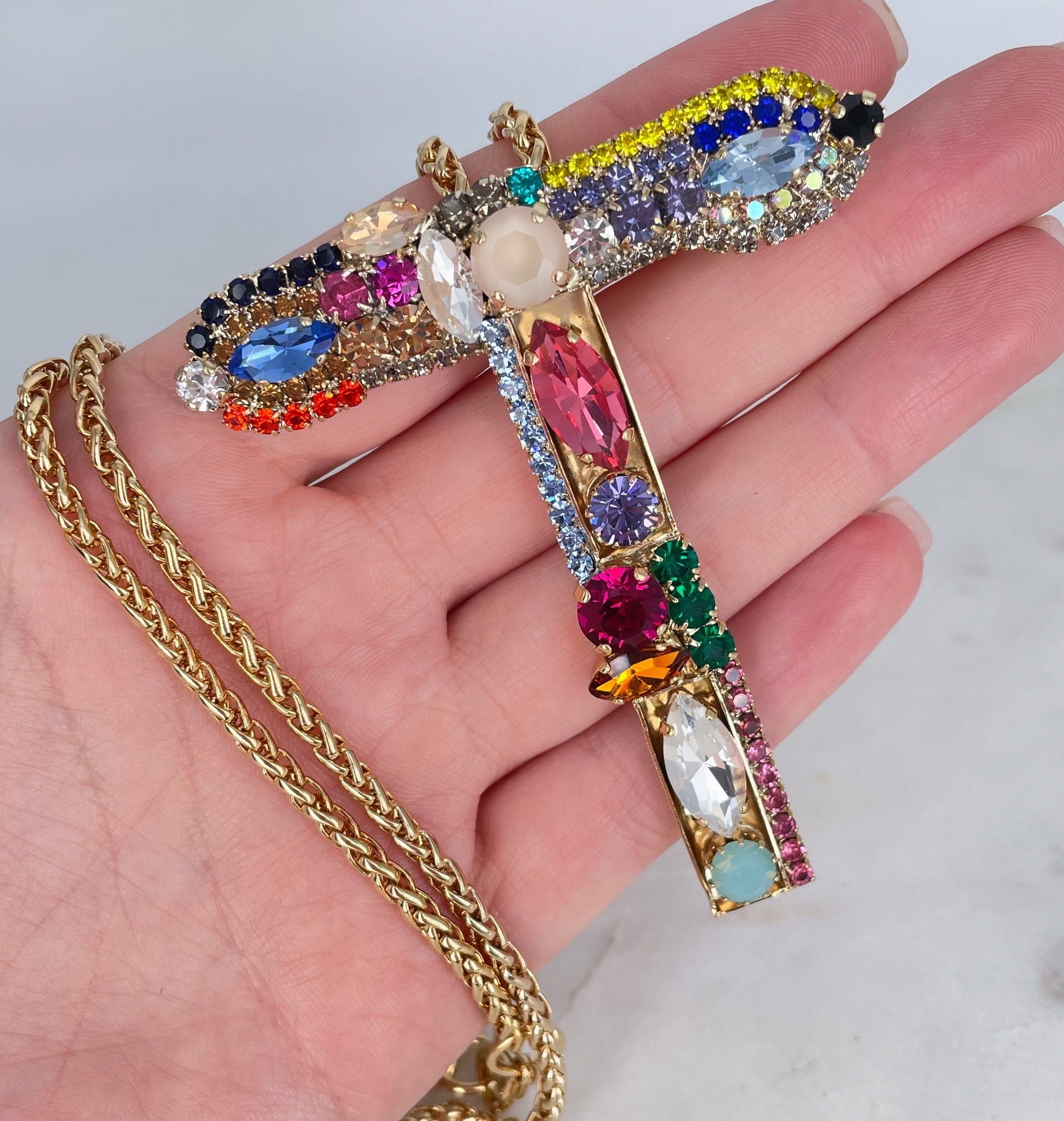 Collana lettera T