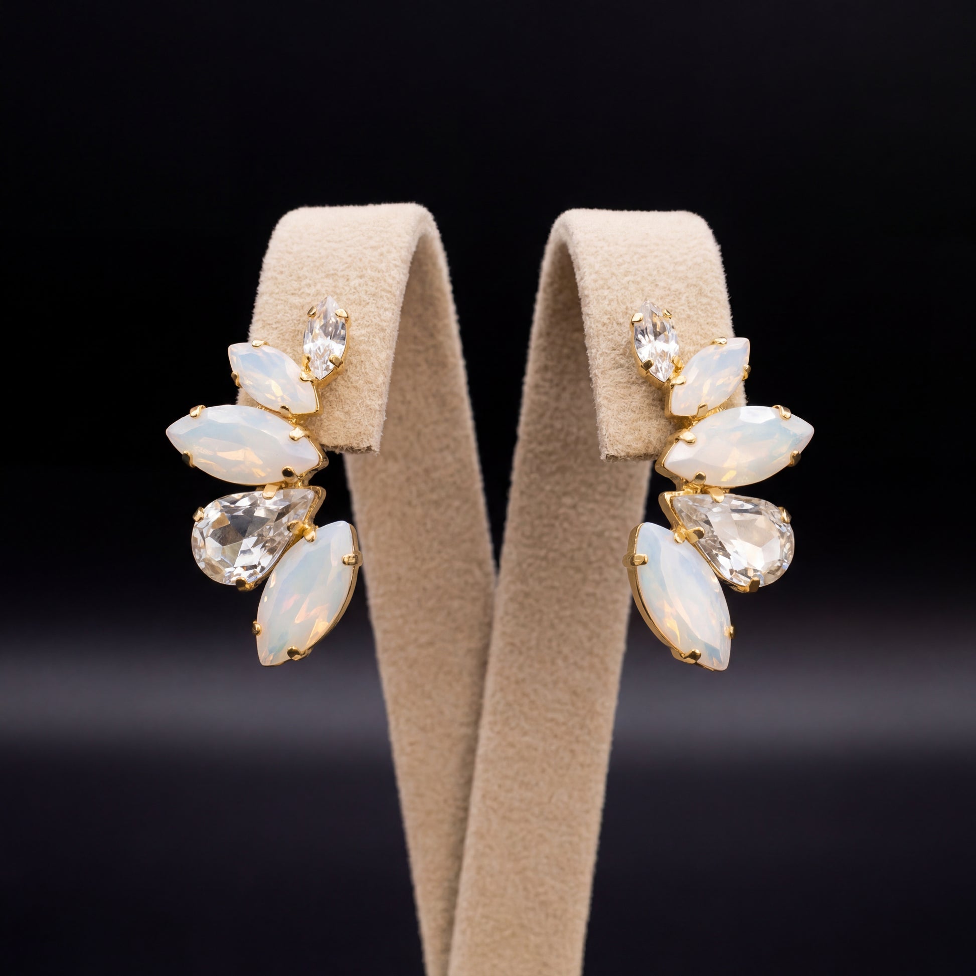 Nami orecchini - Oro Giallo - Crystal Bianco Opale