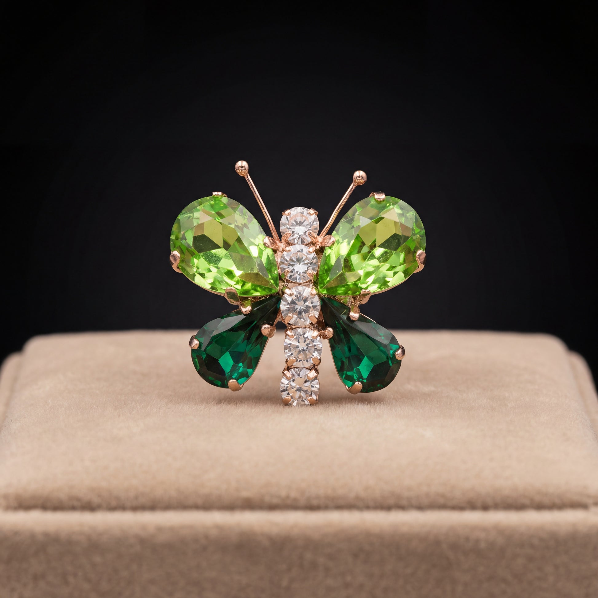 Spilla Farfalla - Oro Rosa - Verde Smeraldo Verde Peridot Crystal