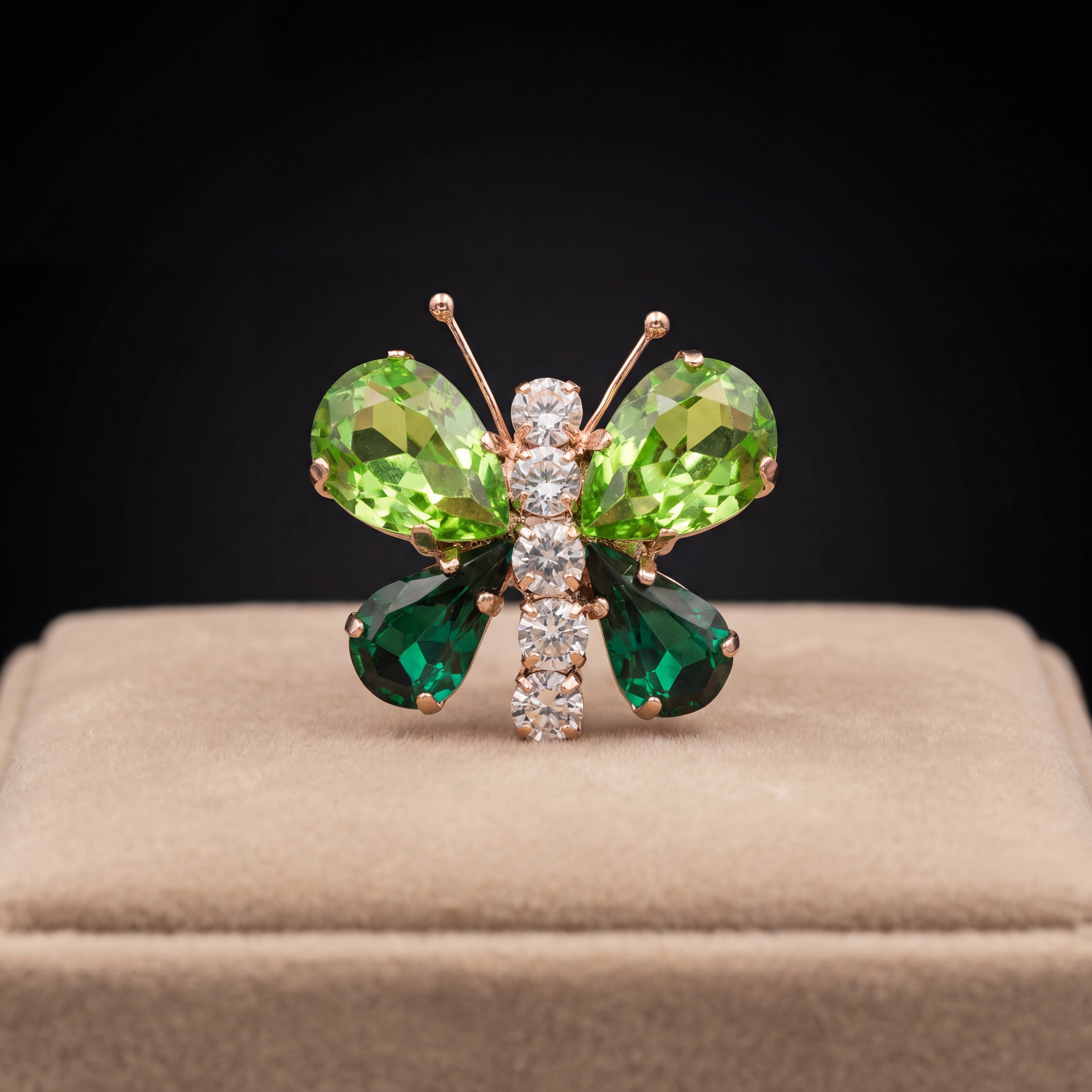 Spilla Farfalla - Oro Rosa - Verde Smeraldo Verde Peridot Crystal